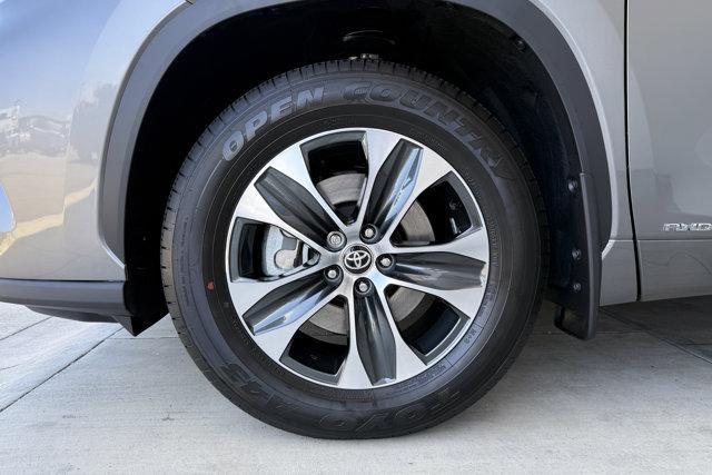 new 2025 Toyota Highlander Hybrid car, priced at $50,237