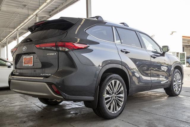 new 2025 Toyota Highlander Hybrid car, priced at $58,815