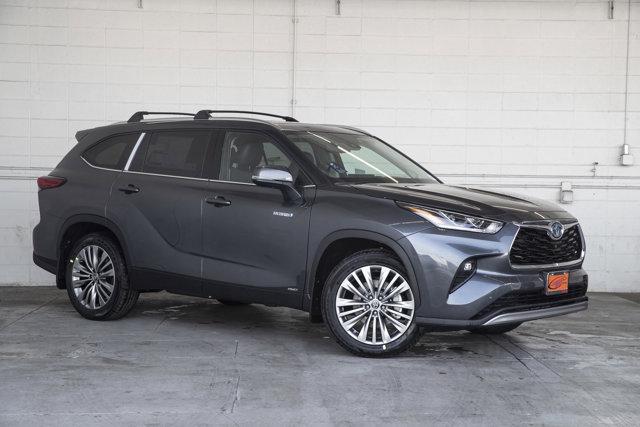 new 2025 Toyota Highlander Hybrid car, priced at $58,815