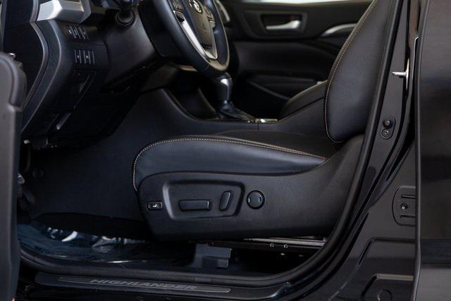 used 2017 Toyota Highlander car, priced at $23,850