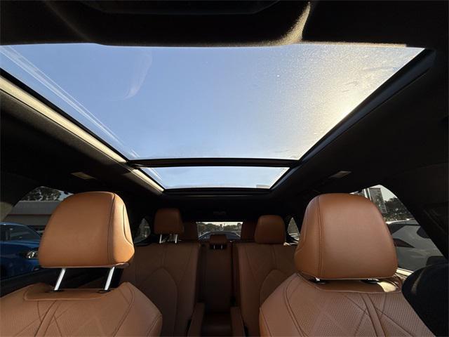 used 2021 Toyota Highlander Hybrid car, priced at $32,868