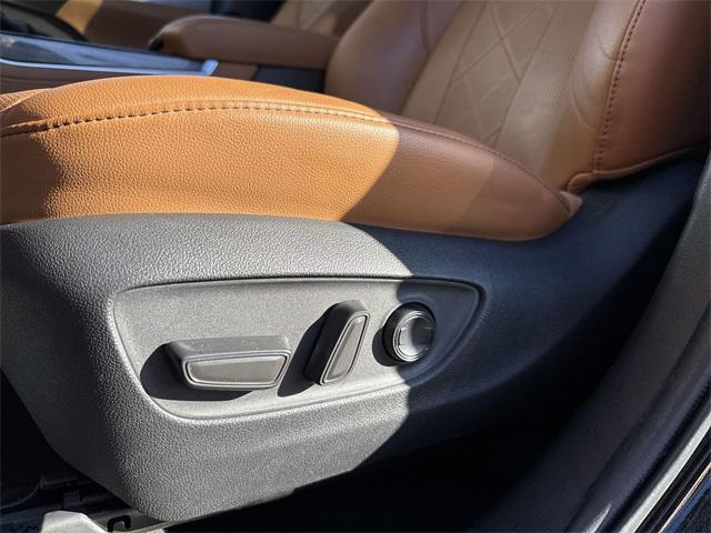 used 2021 Toyota Highlander Hybrid car, priced at $32,868