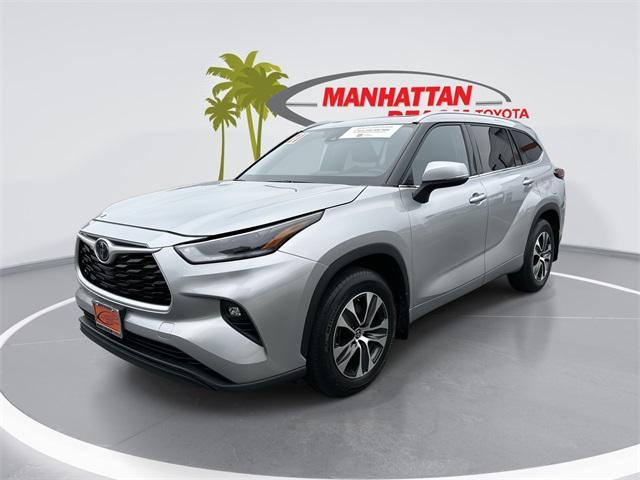 used 2021 Toyota Highlander car, priced at $35,295