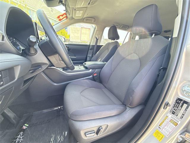 used 2023 Toyota Highlander Hybrid car, priced at $41,995