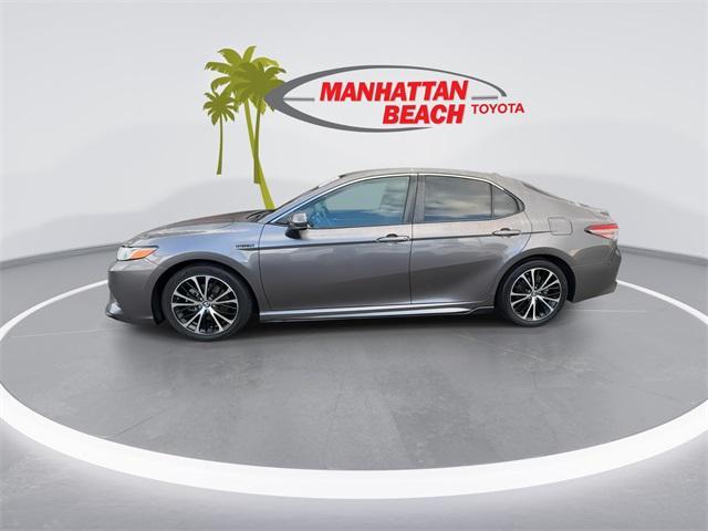 used 2019 Toyota Camry Hybrid car, priced at $16,572