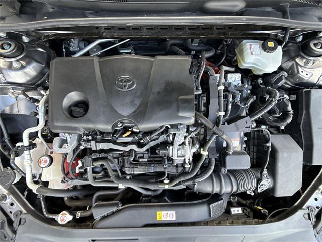 used 2019 Toyota Camry Hybrid car, priced at $16,572