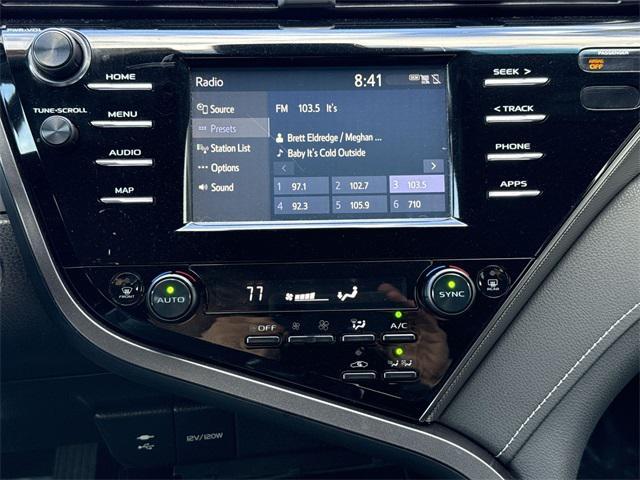 used 2019 Toyota Camry Hybrid car, priced at $16,572