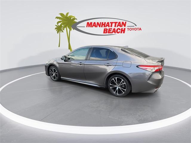 used 2019 Toyota Camry Hybrid car, priced at $16,572