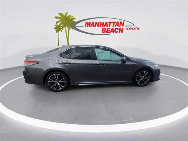 used 2019 Toyota Camry Hybrid car, priced at $16,572