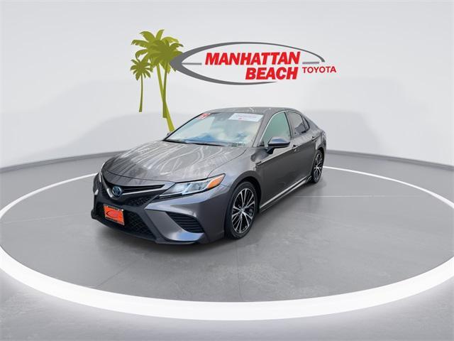 used 2019 Toyota Camry Hybrid car, priced at $16,572