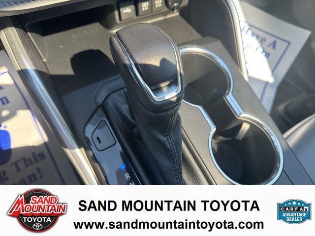 used 2021 Toyota Highlander car, priced at $33,938