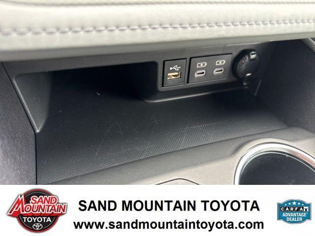 used 2023 Toyota Highlander car, priced at $35,468