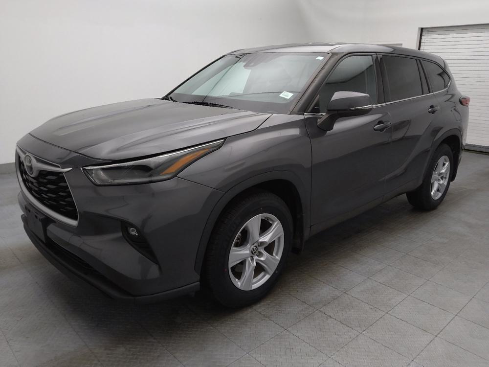 used 2021 Toyota Highlander car, priced at $27,595