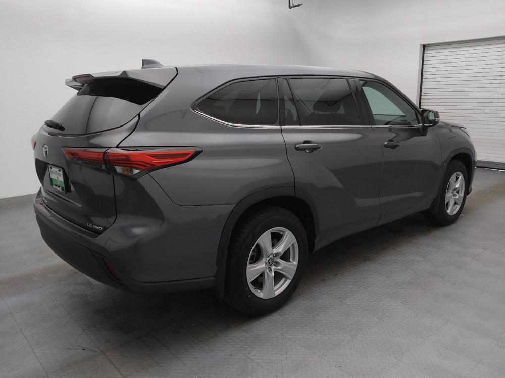 used 2021 Toyota Highlander car, priced at $27,595