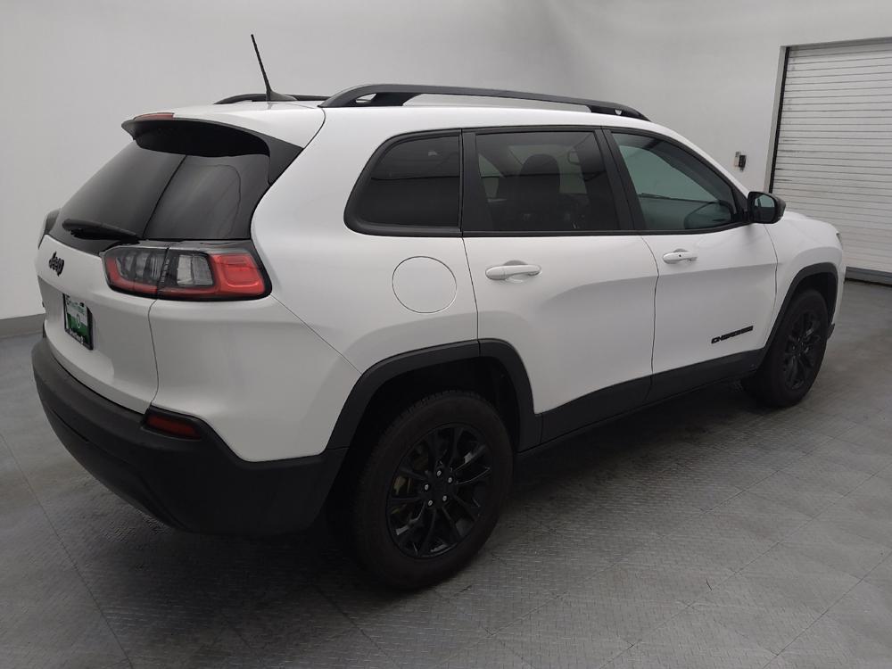 used 2023 Jeep Cherokee car, priced at $27,495