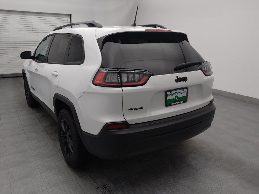 used 2023 Jeep Cherokee car, priced at $27,495