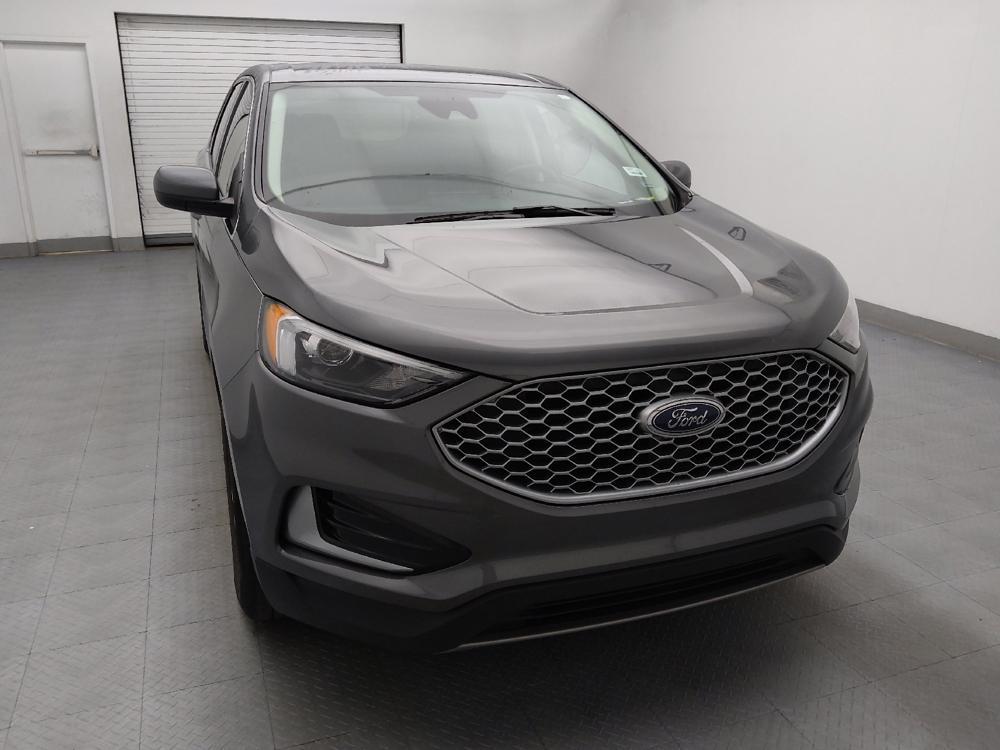 used 2024 Ford Edge car, priced at $25,795