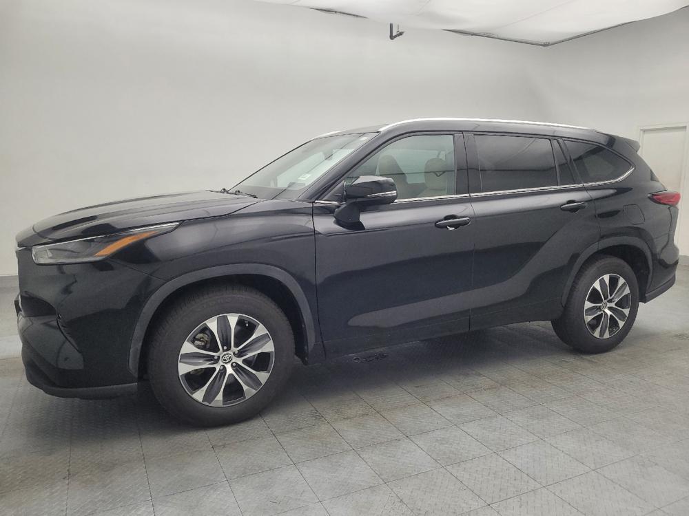 used 2021 Toyota Highlander car, priced at $30,495