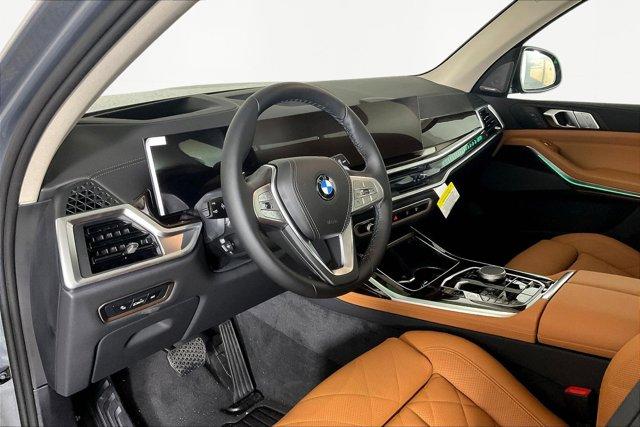 new 2026 BMW X7 car, priced at $92,080