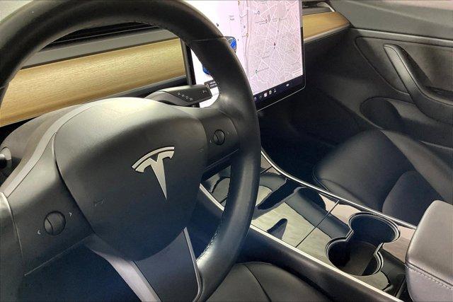 used 2018 Tesla Model 3 car