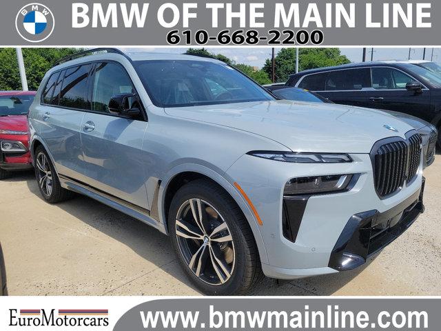 new 2025 BMW X7 car, priced at $117,055