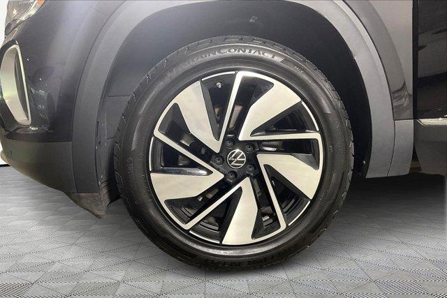 used 2024 Volkswagen Atlas car, priced at $33,736
