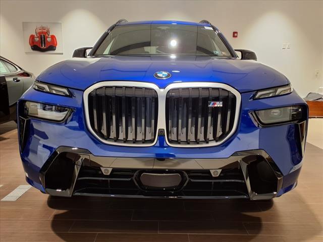 new 2025 BMW X7 car, priced at $116,100