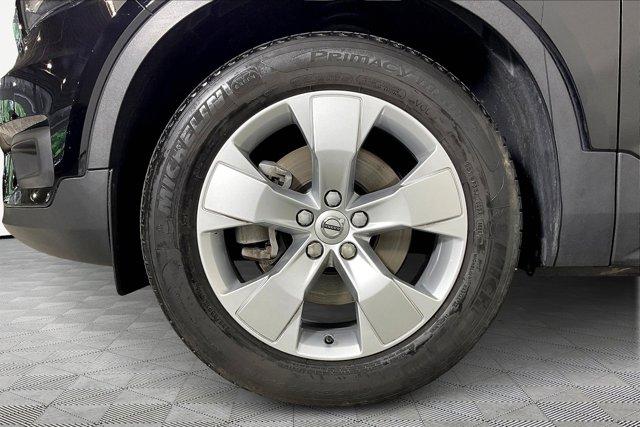 used 2021 Volvo XC40 car, priced at $26,923
