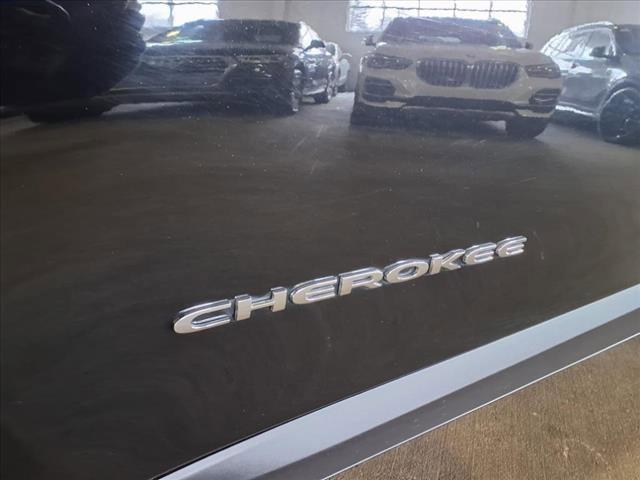 used 2022 Jeep Cherokee car, priced at $25,520