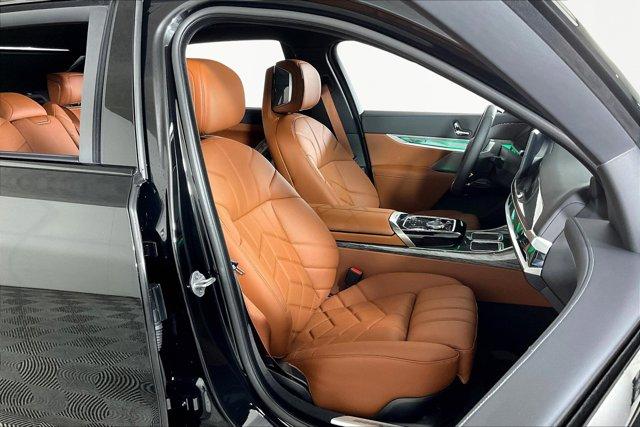 used 2025 BMW i7 car, priced at $113,475