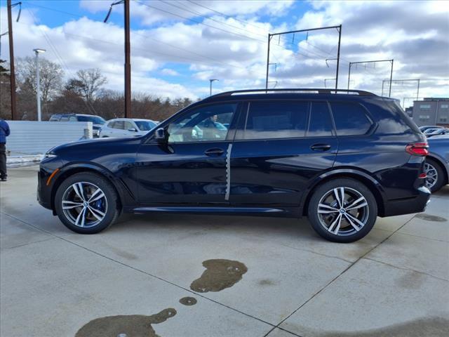 new 2025 BMW X7 car, priced at $118,500