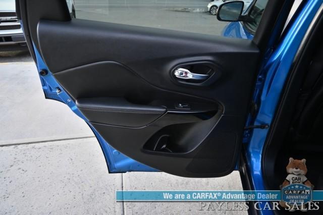 used 2023 Jeep Cherokee car, priced at $23,995