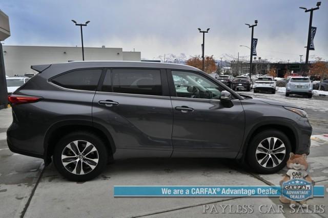 used 2023 Toyota Highlander car, priced at $38,995