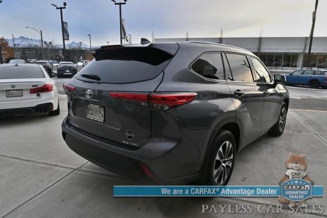 used 2022 Toyota Highlander car, priced at $35,495