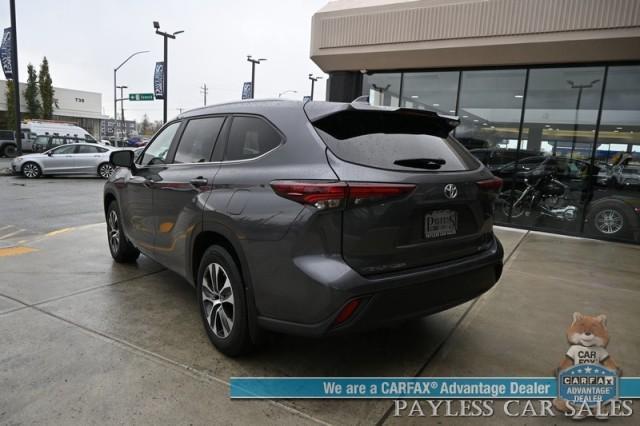 used 2024 Toyota Highlander car