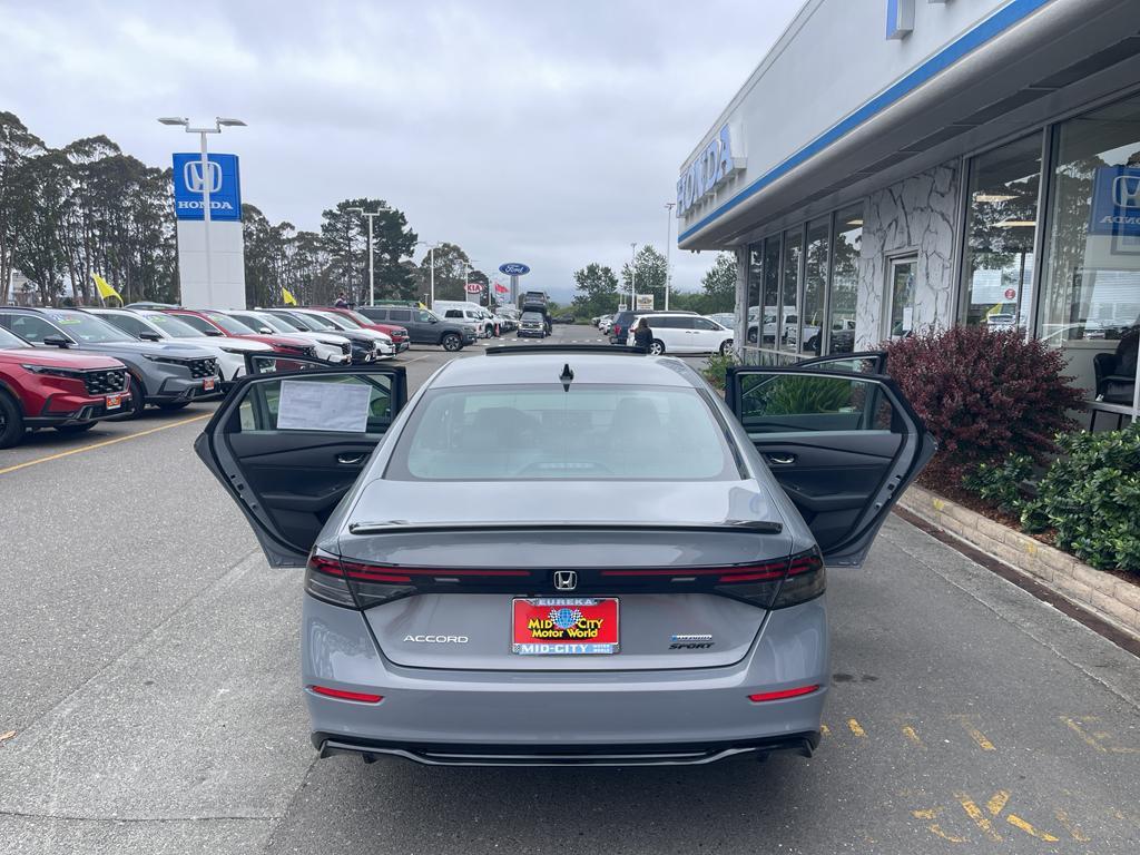 new 2025 Honda Accord Hybrid car, priced at $36,980