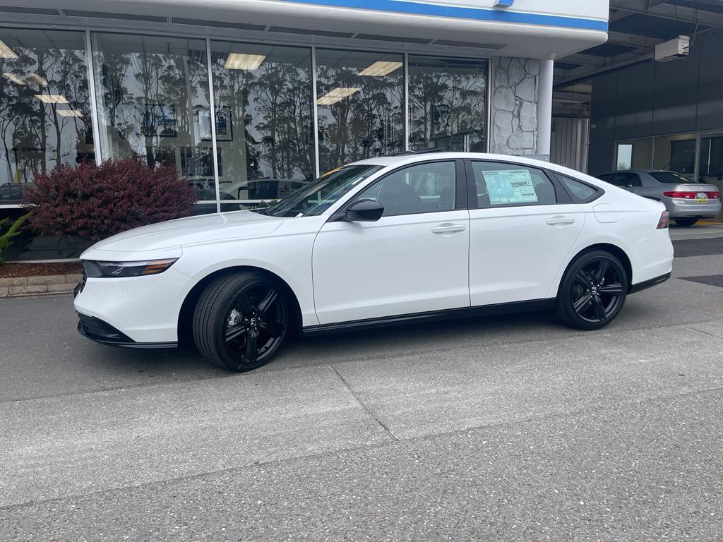new 2025 Honda Accord Hybrid car, priced at $36,980