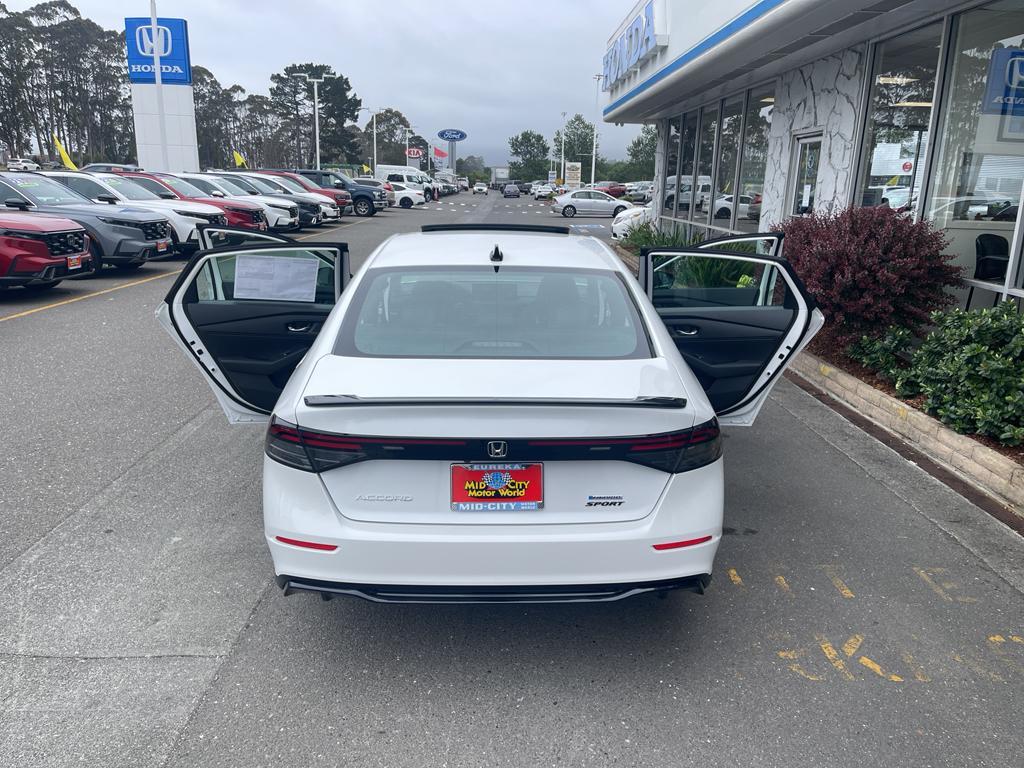 new 2025 Honda Accord Hybrid car, priced at $36,980