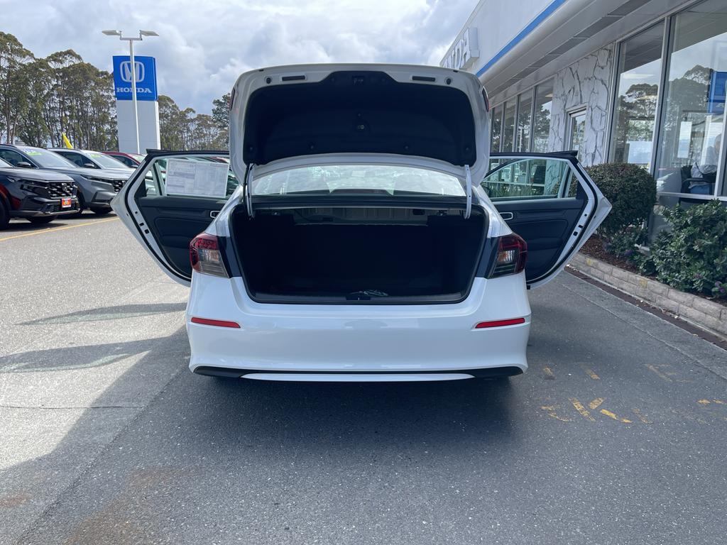 new 2025 Honda Civic Hybrid car, priced at $30,555