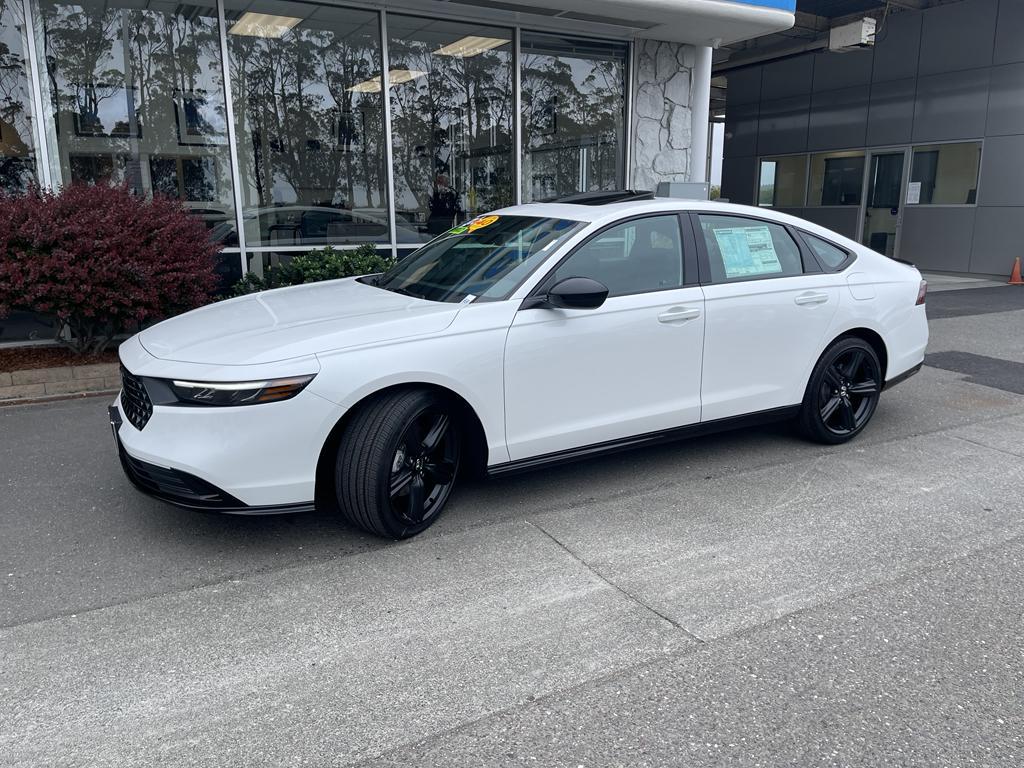 new 2025 Honda Accord Hybrid car, priced at $36,980