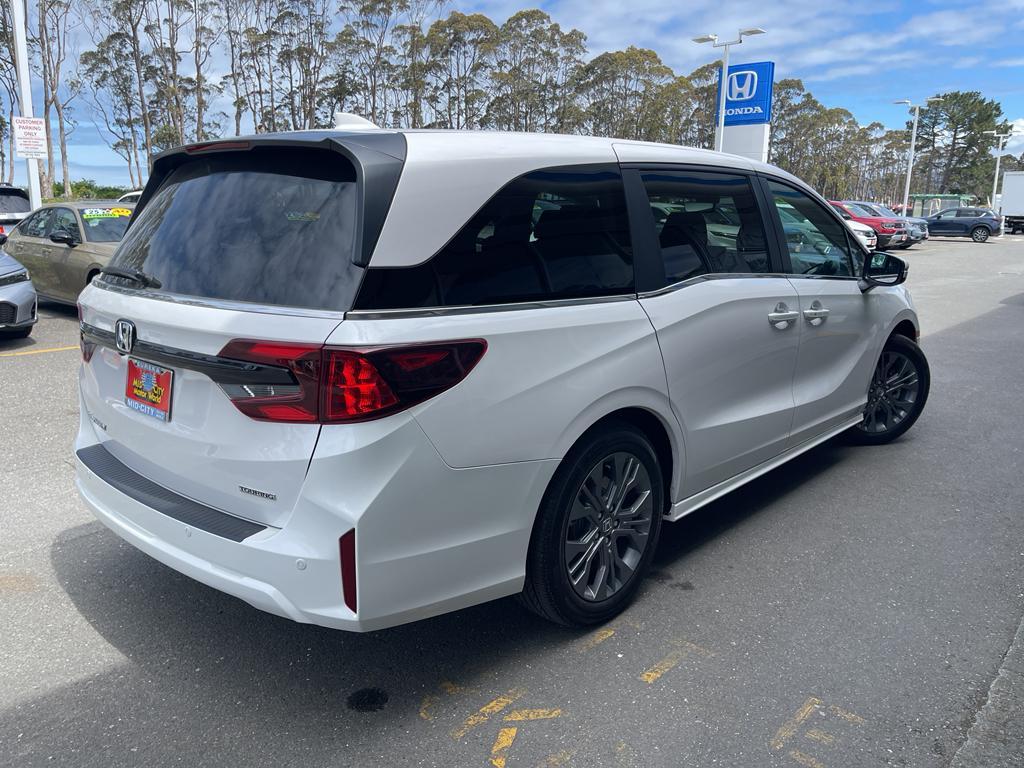 new 2025 Honda Odyssey car, priced at $45,687