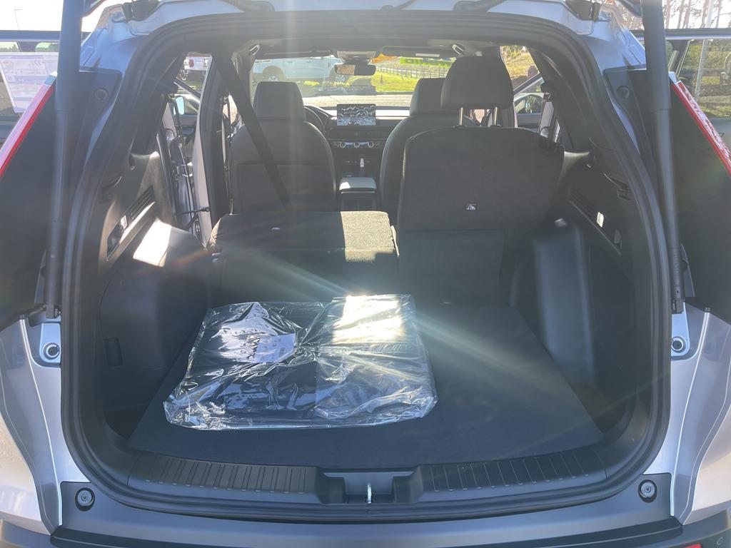 new 2026 Honda CR-V Hybrid car, priced at $43,700