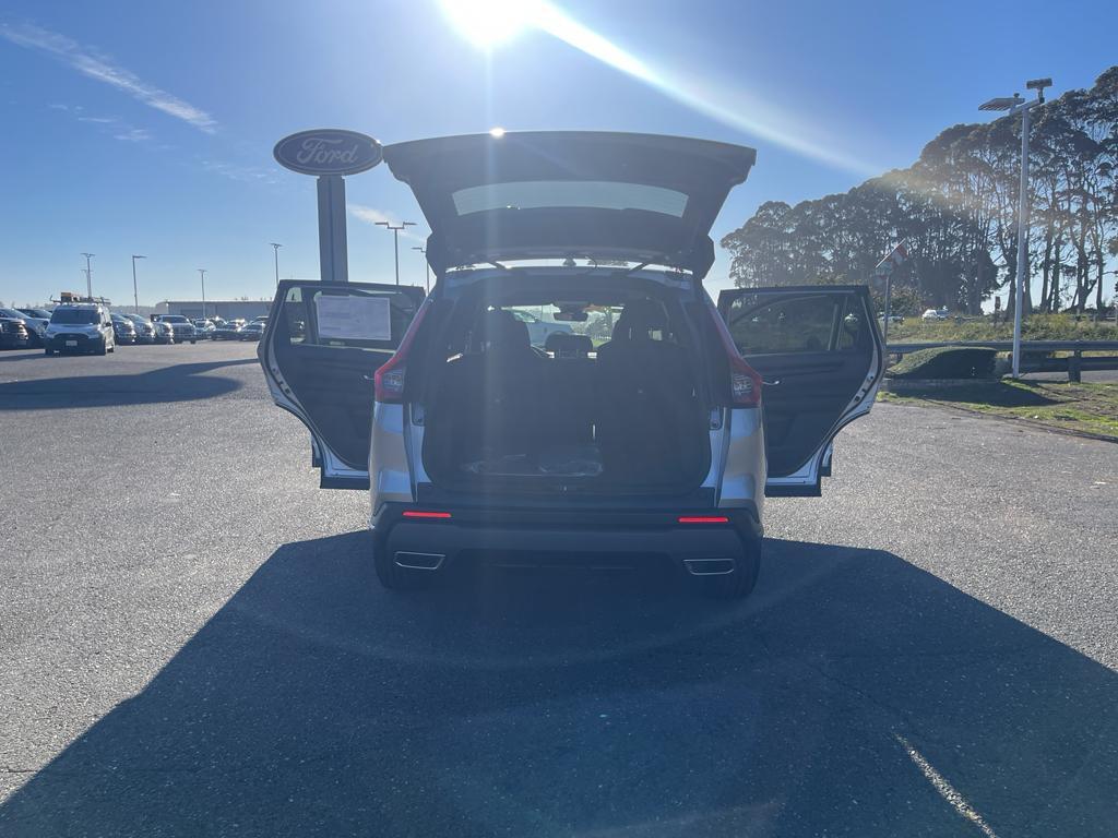 new 2026 Honda CR-V Hybrid car, priced at $43,700