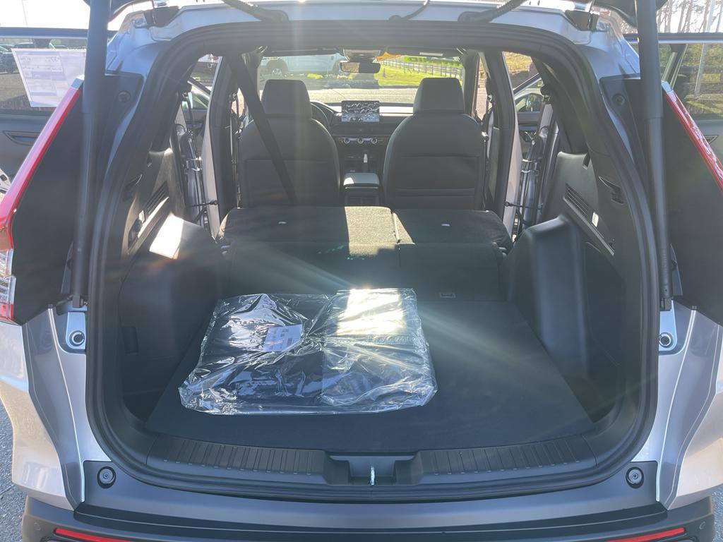 new 2026 Honda CR-V Hybrid car, priced at $43,700