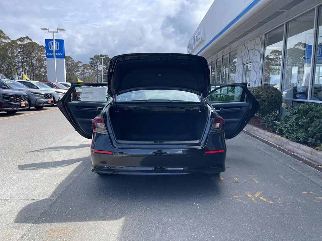 new 2025 Honda Civic Hybrid car, priced at $33,100