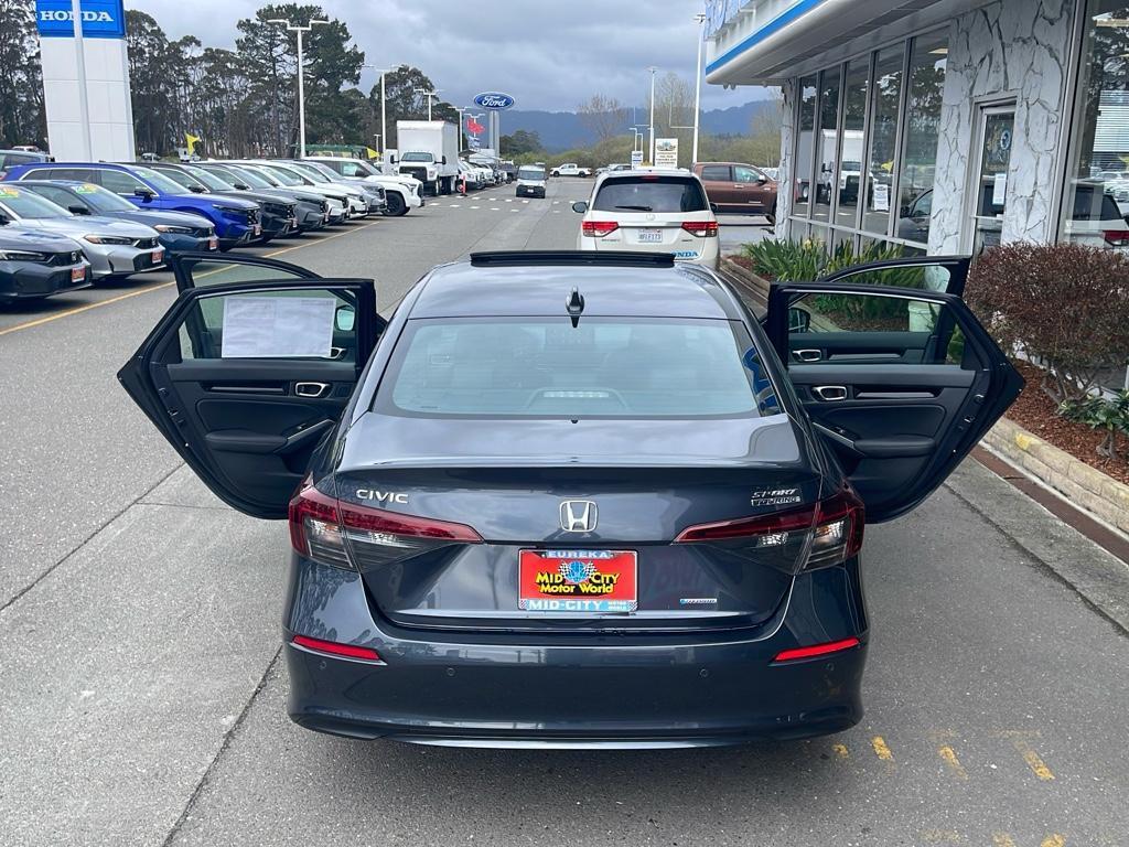 new 2025 Honda Civic Hybrid car, priced at $33,100