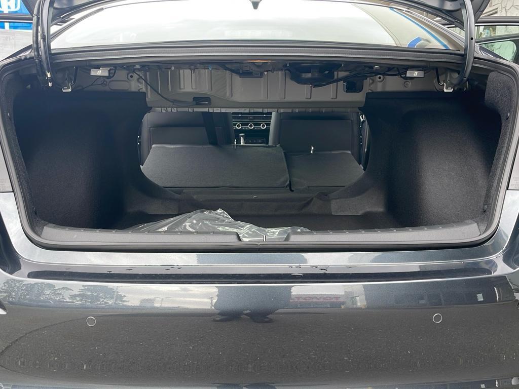 new 2025 Honda Civic Hybrid car, priced at $33,100