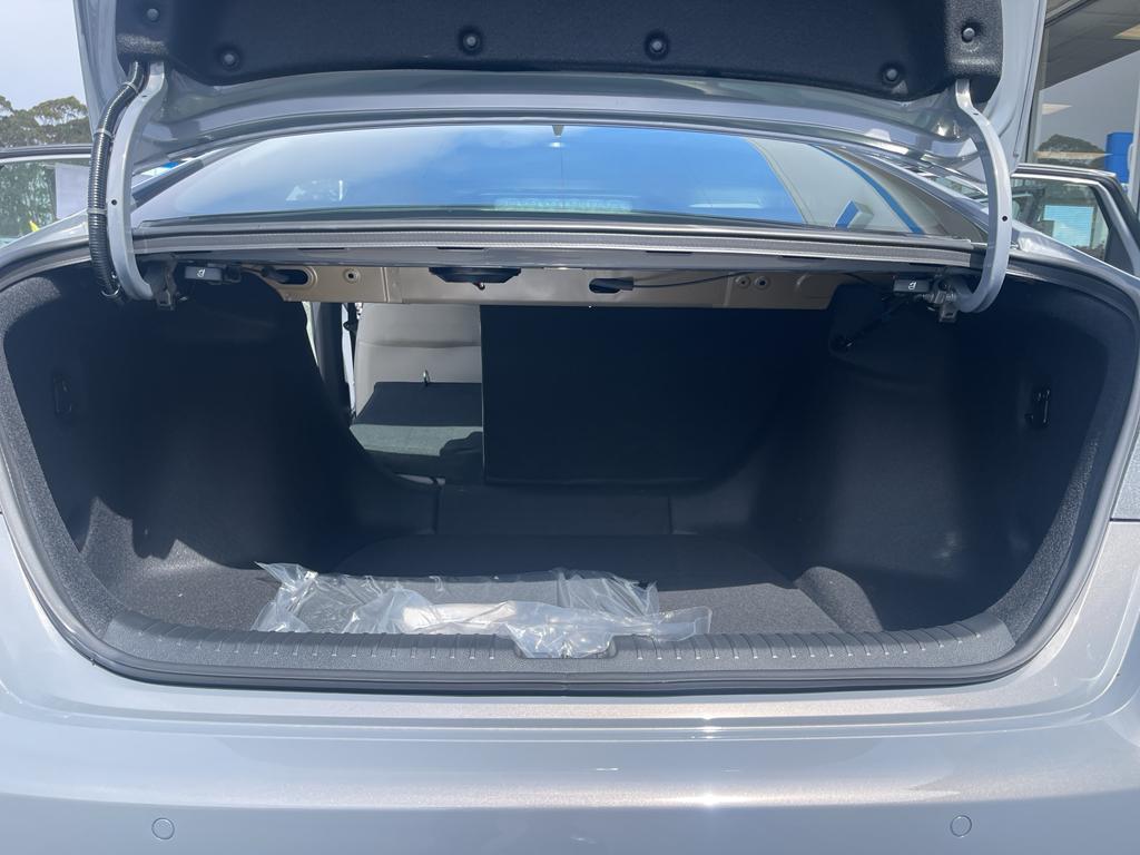 new 2025 Honda Accord Hybrid car, priced at $38,487