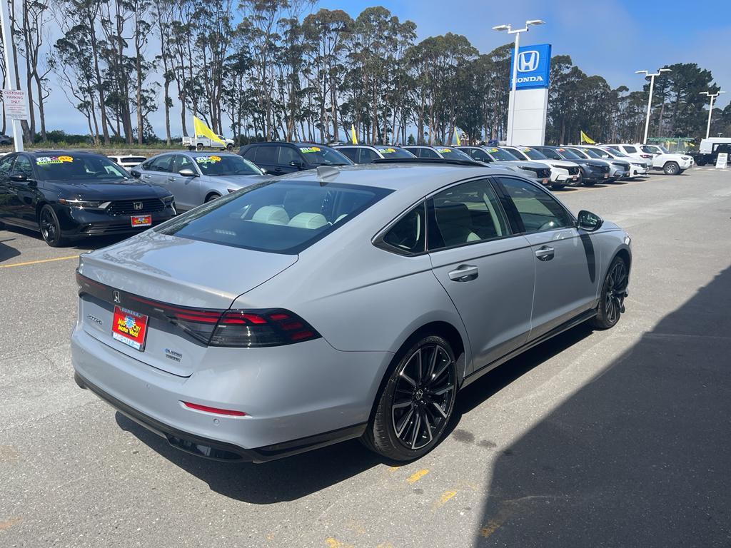 new 2025 Honda Accord Hybrid car, priced at $38,487