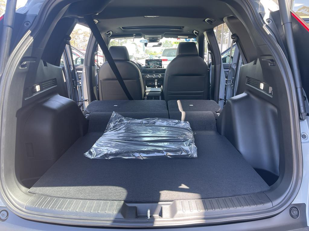new 2025 Honda CR-V Hybrid car, priced at $41,000